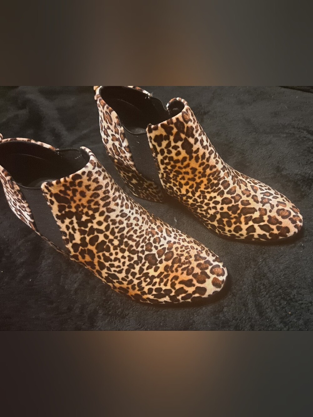 DB DK fashion Leopard Print Chelsea Ankle Boots - Women Sz 9